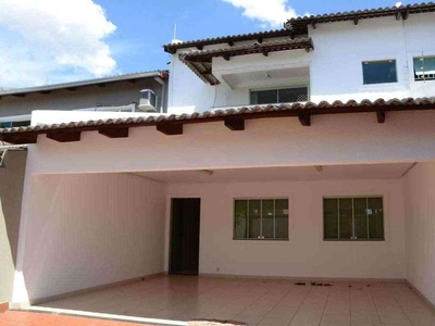 Casa com 3 quartos à venda no bairro Jaó, 180m²