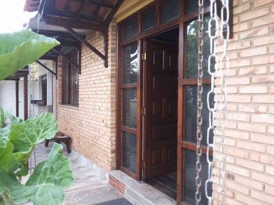 Casa com 4 quartos à venda no bairro Ouro Preto, 445m²
