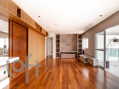 Apartamento à venda em Aclimação com 181 m², 3 quartos, 3 suítes, 3 vagas