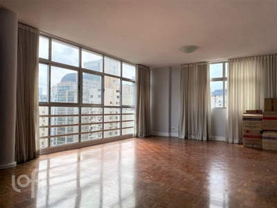 Apartamento à venda em Jardim América com 228 m², 3 quartos, 2 suítes, 2 vagas