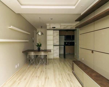 Apartamento com 2 dormitórios à venda, 58 m² por R$ 329.900,00 - Vila Nova - Porto Alegre