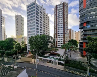 Apartamento na Barra, distribuído em 42m² com 1 vaga de garagem