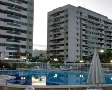 Apartamento para venda tem 69 metros quadrados com 2 quartos em Camorim - Rio de Janeiro