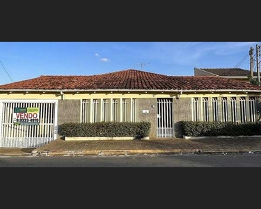 Casa 3 dormitórios para Venda em Cuiabá, Morada da Serra, 3 dormitórios, 2 suítes, 2 banhe