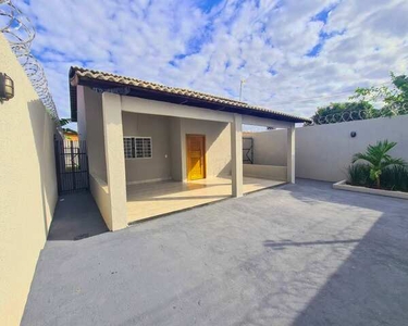 Casa de 3 quartos no Residencial Santa Fé - Goiânia - GO - Avaliação superior