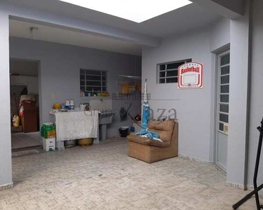 Casa - Jardim Altos de Santana II - Jacareí - 2 Dormitórios - 90mt²