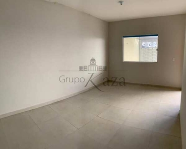 Casa - Jardim Santa Júlia - 3 Dormitórios - 166m²