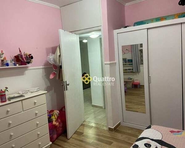 Vende-se apartamento térreo, 2 dormitórios no bairro Boqueirão/Santos