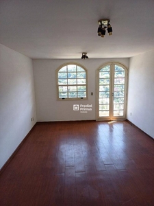 Apartamento em Braunes, Nova Friburgo/RJ de 85m² 3 quartos à venda por R$ 450.000,00 ou para locação R$ 1.200,00/mes