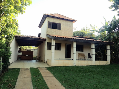 Casa Charmosa em Aracoiaba da Serra - 160m²