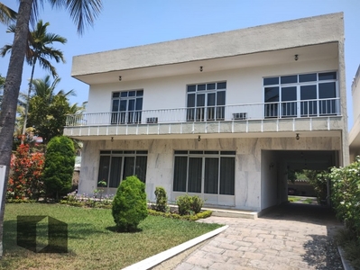 Casa em Barra da Tijuca, Rio de Janeiro/RJ de 519m² 5 quartos à venda por R$ 3.999.000,00