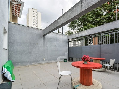 Casa em Campo Belo, São Paulo/SP de 200m² 6 quartos à venda por R$ 797.000,00