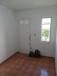 Casa em Centro, Nova Friburgo/RJ de 0m² 2 quartos para locação R$ 800,00/mes