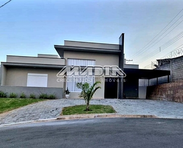 Casa em Chácaras Silvania, Valinhos/SP de 202m² 3 quartos à venda por R$ 1.879.000,00