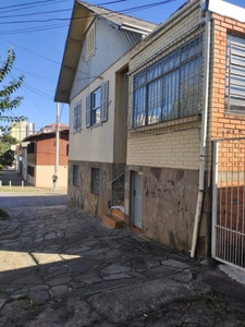 Casa em Exposição, Caxias do Sul/RS de 180m² à venda por R$ 477.000,00