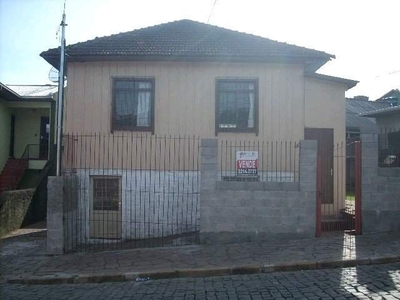 Casa em Floresta, Caxias do Sul/RS de 252m² à venda por R$ 309.000,00