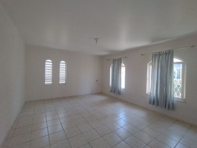 Casa em Jardim Oswaldo Cruz, São José dos Campos/SP de 183m² 3 quartos para locação R$ 3.500,00/mes