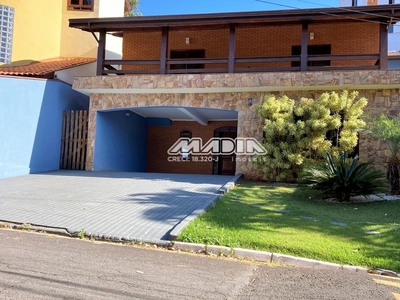 Casa em Ortizes, Valinhos/SP de 380m² 4 quartos à venda por R$ 1.199.000,00