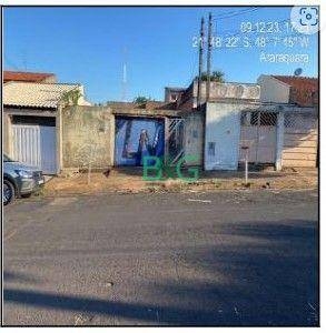 Casa em Parque das Hortências, Araraquara/SP de 135m² 3 quartos à venda por R$ 97.200,00