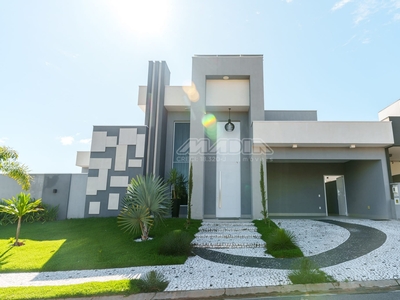 Casa em Roncáglia, Valinhos/SP de 180m² 3 quartos à venda por R$ 1.549.000,00