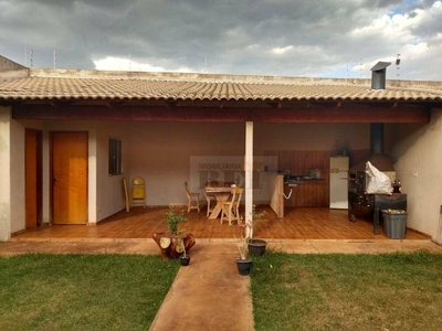 Casa em , Santa Helena de Goiás/GO de 100m² 3 quartos para locação R$ 1.500,00/mes