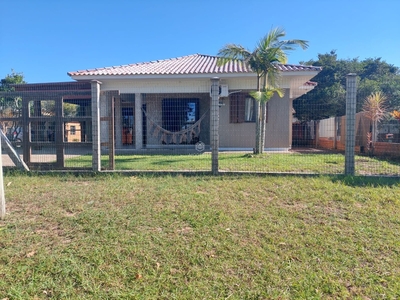 Casa em Verde Mar, Arroio Do Sal/RS de 85m² à venda por R$ 489.000,00