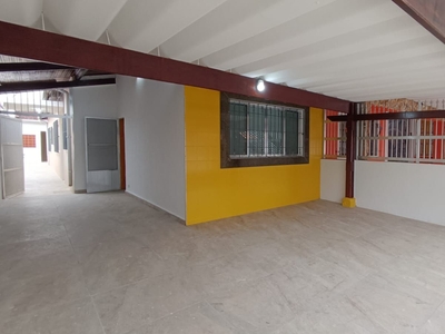 Casa em Vila Caiçara, Praia Grande/SP de 98m² 2 quartos à venda por R$ 418.000,00