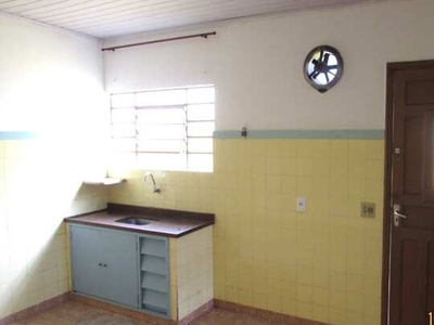 CASA PARA ALUGAR NO CANGAIBA COM 01 DORMITORIO