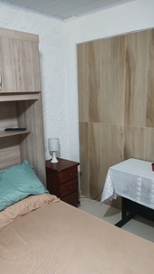 Kitnet em Centro, Petrópolis/RJ de 30m² 1 quartos para locação R$ 1.300,00/mes