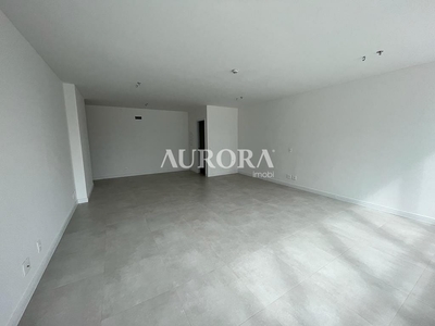 Sala em Bela Suiça, Londrina/PR de 49m² à venda por R$ 548.000,00