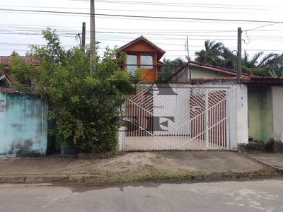 Sobrado em Barranco Alto, Caraguatatuba/SP de 60m² 2 quartos à venda por R$ 249.000,00