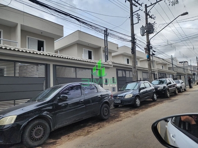 Sobrado em Vila Barros, Guarulhos/SP de 140m² 3 quartos à venda por R$ 749.000,00