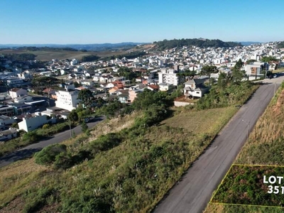 Terreno em Aparecida, Flores Da Cunha/RS de 352m² à venda por R$ 278.000,00