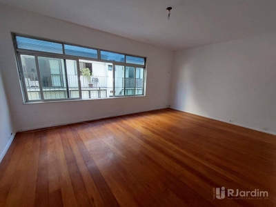 Apartamento em Leblon, Rio de Janeiro/RJ de 100m² 3 quartos para locação R$ 5.300,00/mes