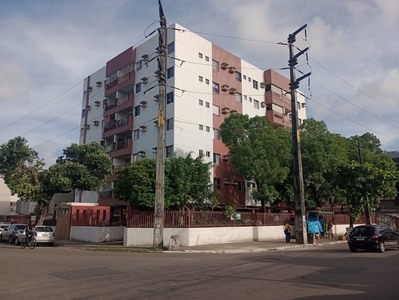 Apartamento em Várzea, Recife/PE de 80m² 3 quartos para locação R$ 1.500,00/mes