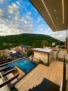 Casa em Camboinhas, Niterói/RJ de 300m² 3 quartos à venda por R$ 3.799.000,00