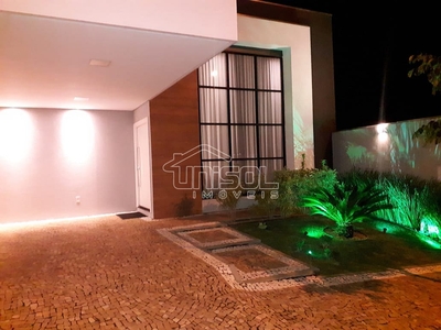 Casa em Centro, Marília/SP de 190m² 3 quartos à venda por R$ 899.000,00