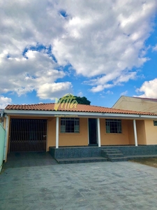 Casa em Costeira, Araucária/PR de 220m² 4 quartos à venda por R$ 469.000,00