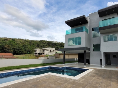 Casa em Estação, São Roque/SP de 321m² 4 quartos à venda por R$ 1.754.000,00