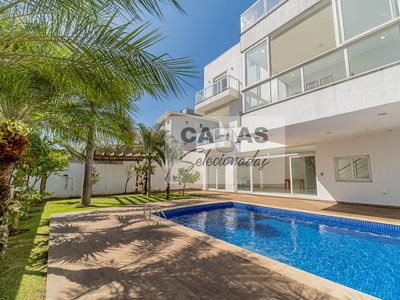 Casa em Granja Viana, Cotia/SP de 565m² 4 quartos à venda por R$ 2.749.000,00