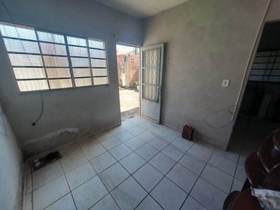 Casa em Loteamento Linda Chaib, Mogi Mirim/SP de 80m² 3 quartos à venda por R$ 100.000,00