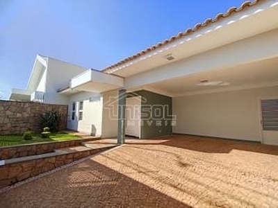 Casa em Parque das Esmeraldas, Marília/SP de 10m² 3 quartos à venda por R$ 950.000,00 ou para locação R$ 5.500,00/mes