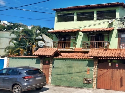 Casa em Piratininga, Niterói/RJ de 320m² 4 quartos à venda por R$ 929.000,00