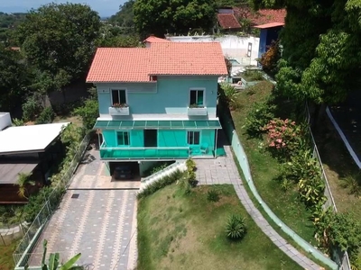 Casa em Piratininga, Niterói/RJ de 390m² 4 quartos à venda por R$ 1.199.000,00