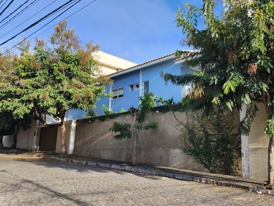 Casa em Universitário, Caruaru/PE de 455m² 4 quartos à venda por R$ 1.799.000,00