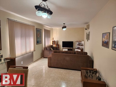 Casa em Vila da Penha, Rio de Janeiro/RJ de 651m² 8 quartos à venda por R$ 1.449.000,00