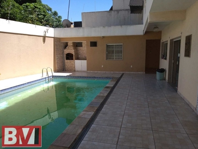 Casa em Vila Kosmos, Rio de Janeiro/RJ de 415m² 4 quartos à venda por R$ 1.099.000,00