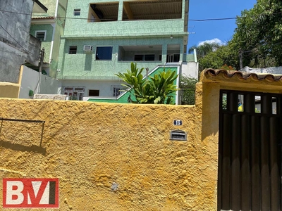 Casa em Vila Kosmos, Rio de Janeiro/RJ de 74m² 2 quartos à venda por R$ 179.000,00