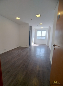 Conjunto em Centro, Jacareí/SP de 0m² para locação R$ 900,00/mes