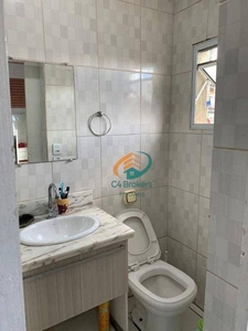 Sobrado com 3 Quartos e 4 banheiros à Venda, 177 m² por R$ 700.000